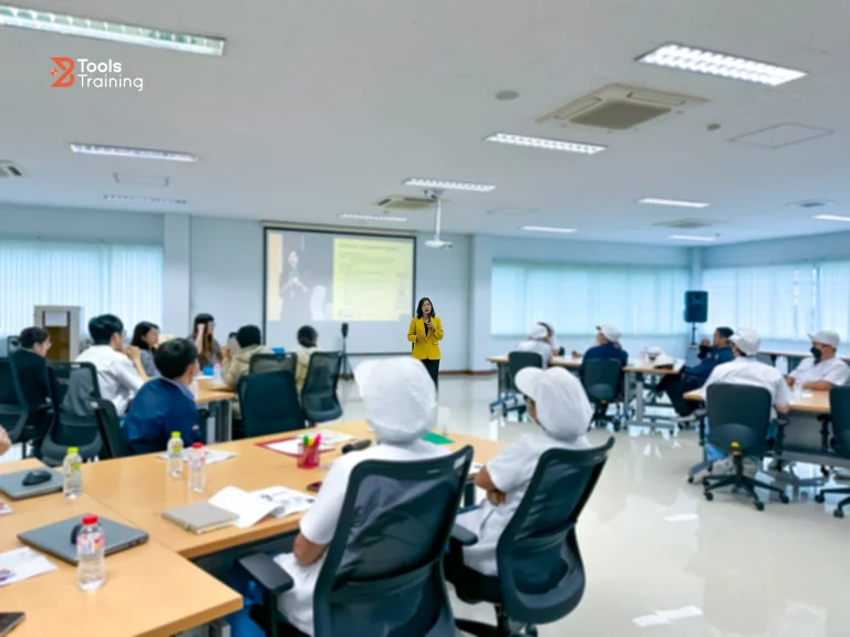 บรรยากาศการอบรมหลักสูตร Leadership Skills พัฒนาทักษะความเป็นผู้นำสำหรับหัวหน้างาน