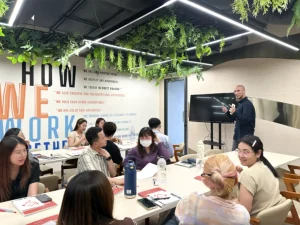 บรรยากาศการอบรม English Language Development Program สำหรับองค์กร โดยวิทยากร BTools